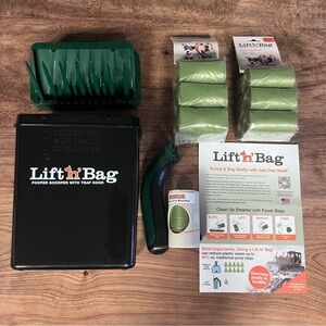NIB Neater Pets Lift'n'Bag Pooper Scooper Set in Black & Green 180+ Refill Bags